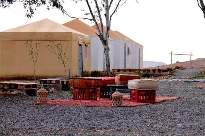 Ngayan Camp Hotel Taizelt Luaran gambar